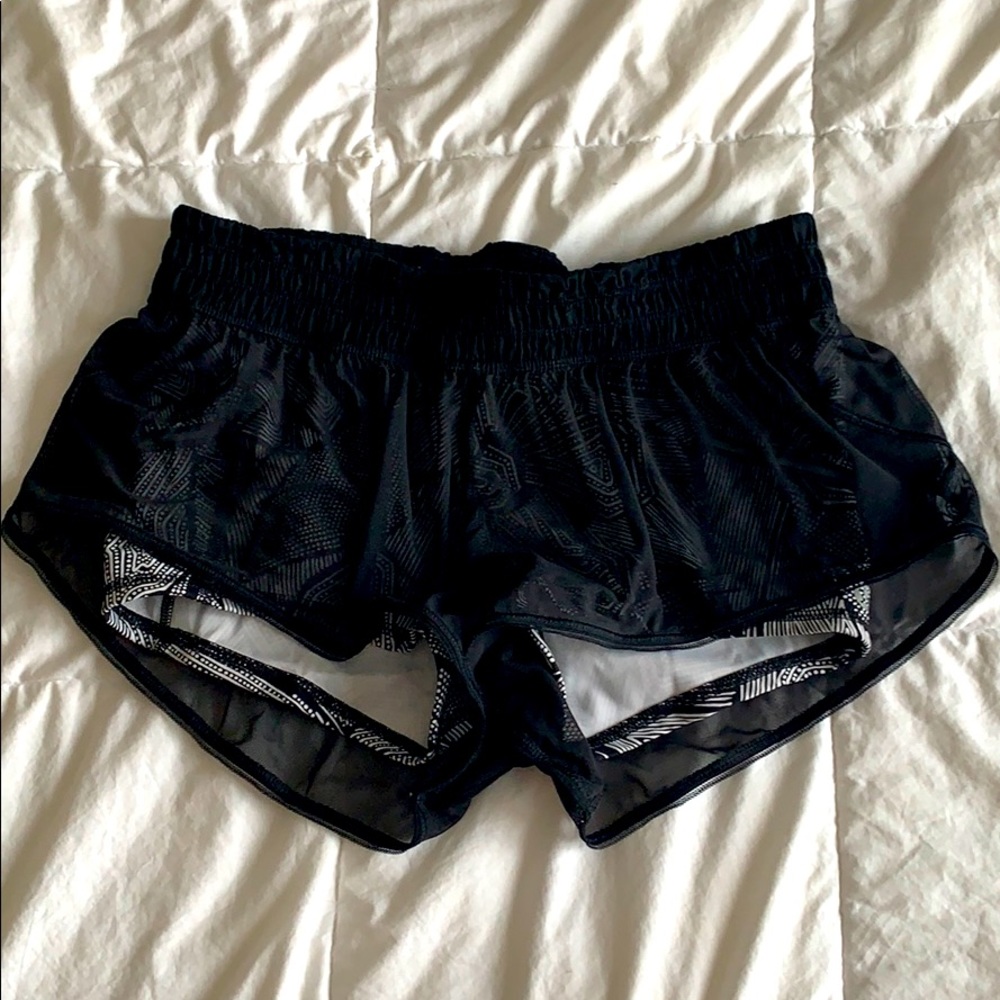 LULU LEMON shorts